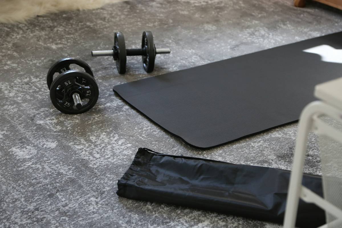 Lean Calisthenics Exercise Plan: Burn Fat & Build Strength Without a Gym