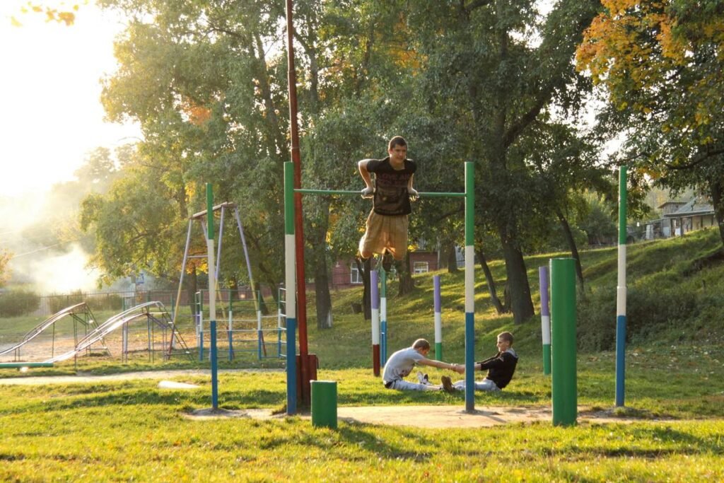 No-Gym Workout Fitness: Lose Weight & Build Strength with Calisthenics (Even If You Hate Gyms)